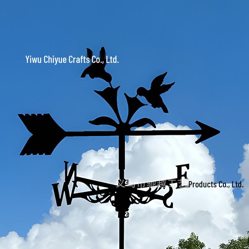 Weather Vane Ornament: Outdoor Wrought Iron Spray-Painted Roof Decoration Metal Craft