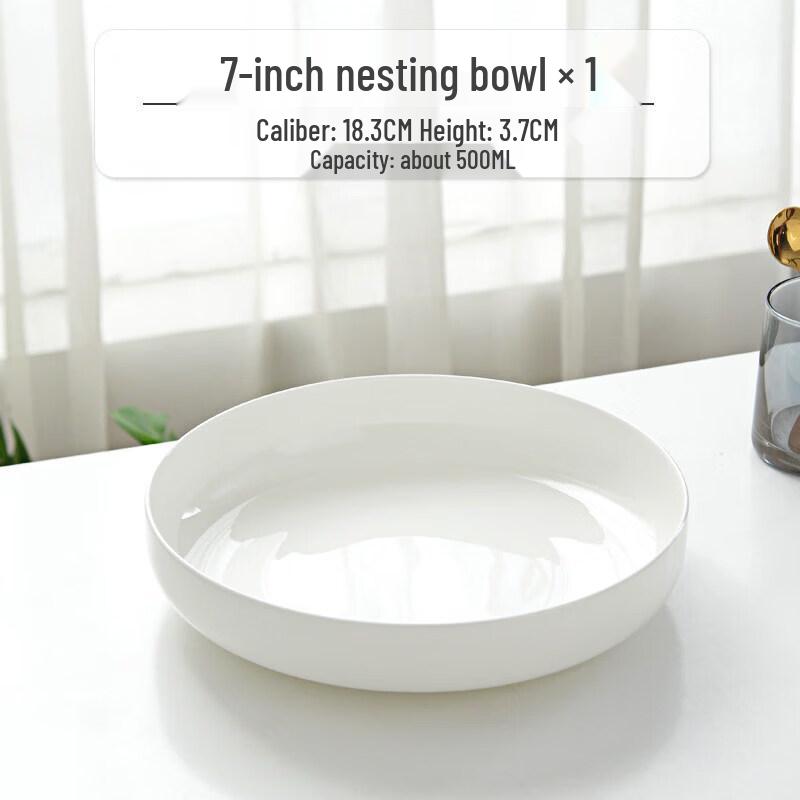 Nordic Style Bone China Microwave-Safe Round Dish