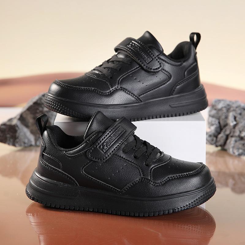 790 Children's Board Shoes, White Shoes, Low-top Pure Black Velcro Leather Surface, Men's and Women's Middle School Children's Running Shoes, Sports C
