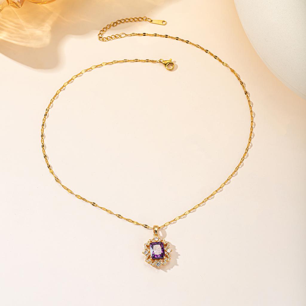 Luxury 18K Gold Plated Square Gemstone Pendant Necklace for Women Vintage Emerald Cut CZ Necklaces Elegant Wedding Party Jewel