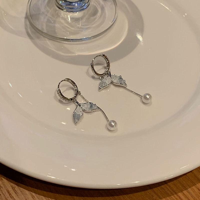 

Elegant Pearl Fishtail Tassel Earrings - Women s Luxurious Ear Hoops and Cuffs