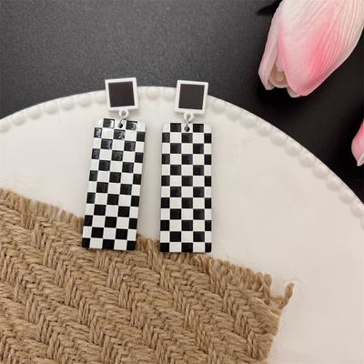 Elegant And Exaggerated Retro Geometric Black And White Striped Earrings Fashionable And Stylish Ear Accessories