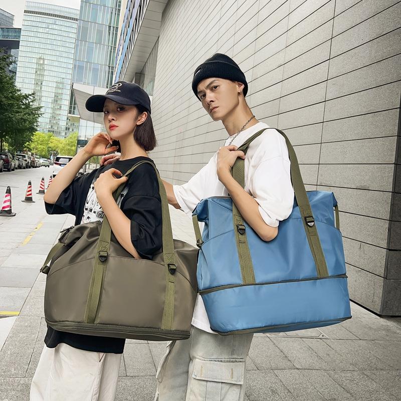 Large capacity storage men's new portable versatile trendy crossbody sports bag fashionable short distance light travel bag