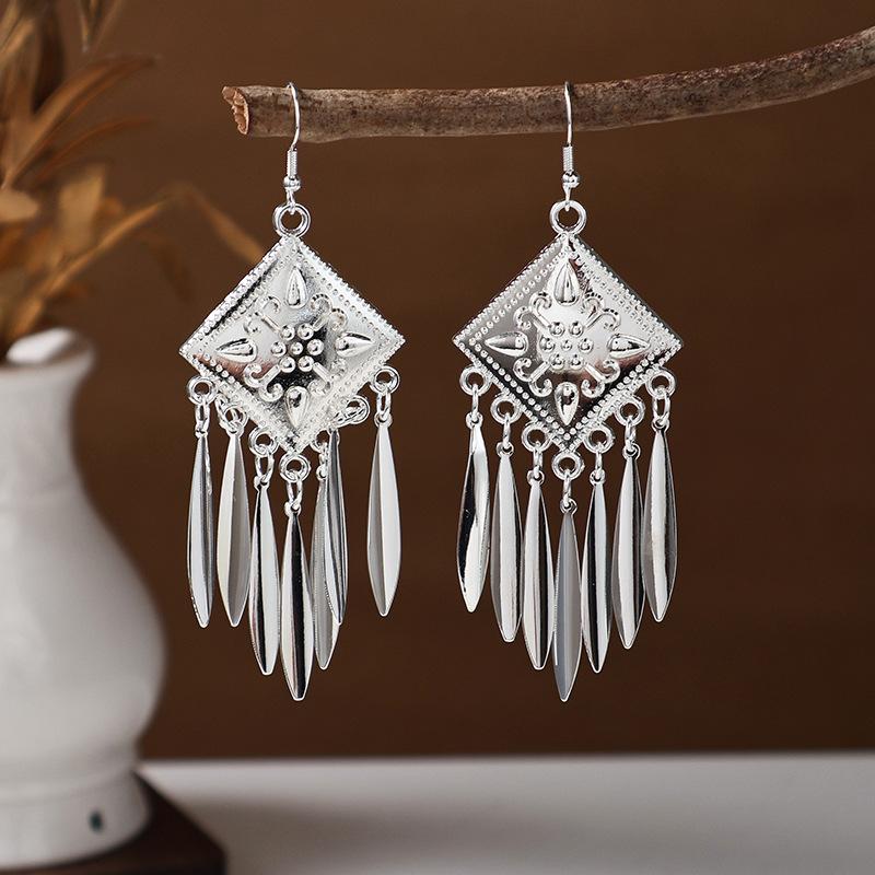Imitation Miao Silver Earrings Retro Long Fringed Earrings Attractions Antique Earrings Miao Ear Jewelry Women