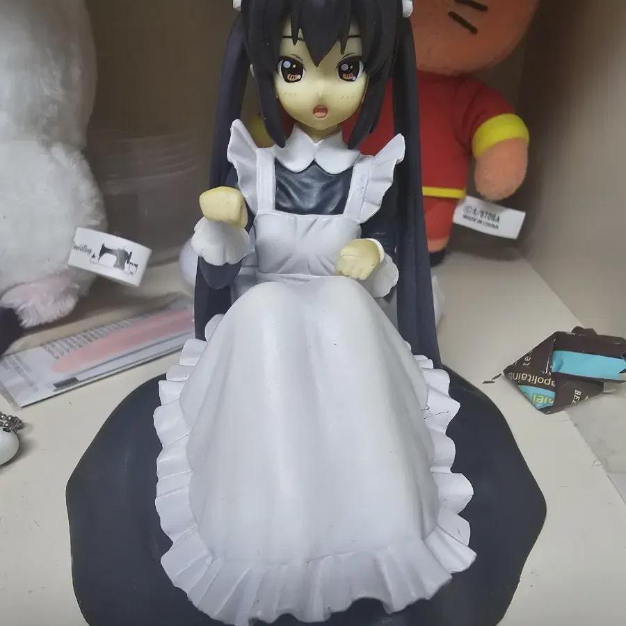 

K-on Azusa Sells Maid Figures