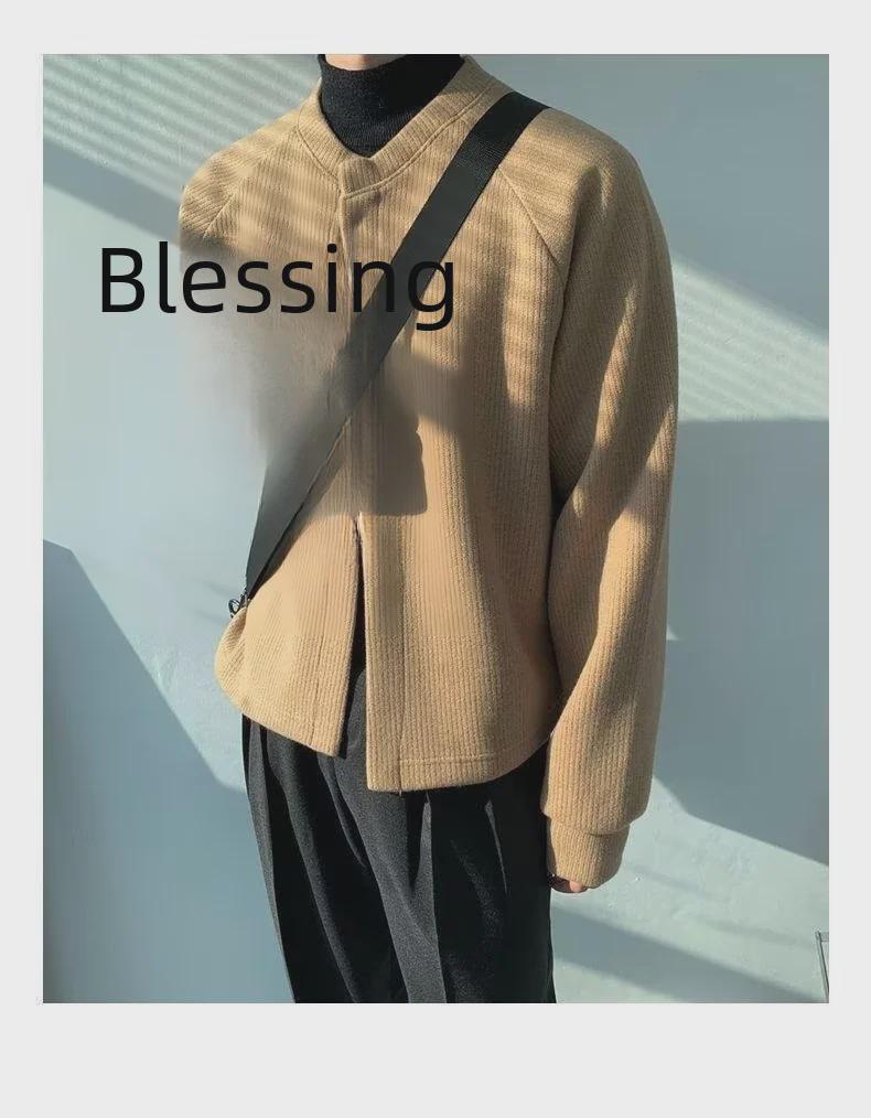 Men's Trendy Loose Knit Cardigan: Autumn/Winter Round Neck Sweater in Korean and Japanese Style