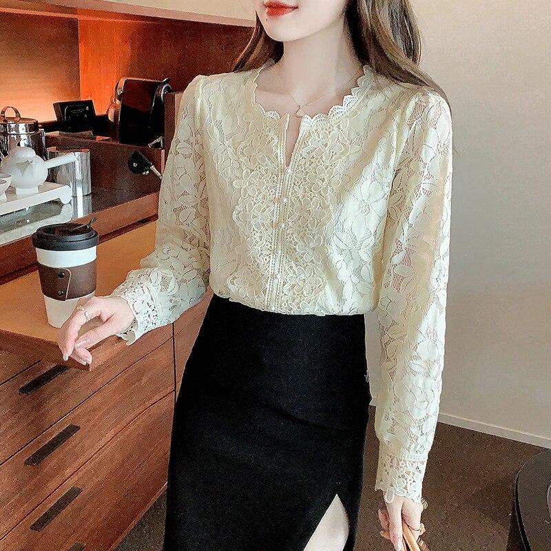 

Новая универсальная женская кружевная блузка с рукавами-лепестками и воротником-стойкой, ажурная кружевная лоскутная рубашка с цветочным узором, женский белый топ на пуговицах 19234 XL абрикосовый