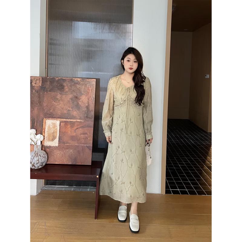 

Elegant Plus Size Women s Embroidered Lyocell Autumn Dress XXXL