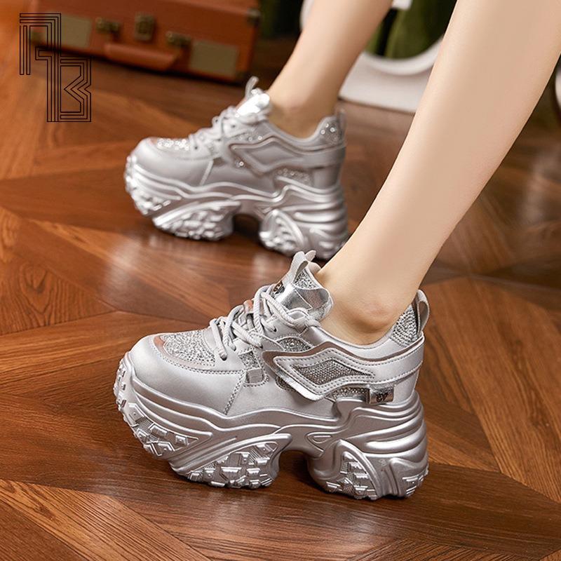 Chaussures Papa à Semelles Épaisses pour Femmes, Chaussures à Hauteur Intérieure Tendance pour le Printemps et l'Automne, Chaussures de Sport et Décontractées Polyvalentes
