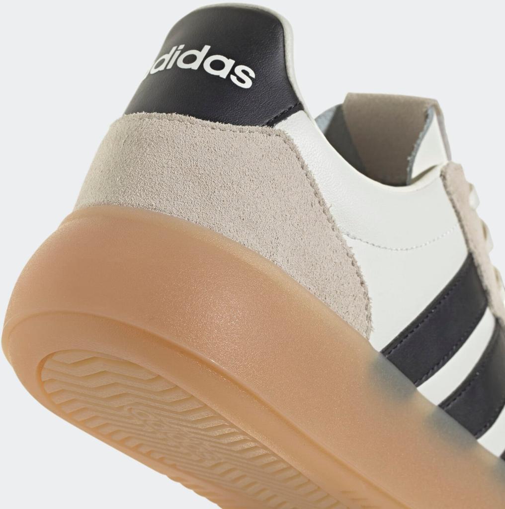 Кроссовки Adidas Barreda Decode Lux off white/core black/gum