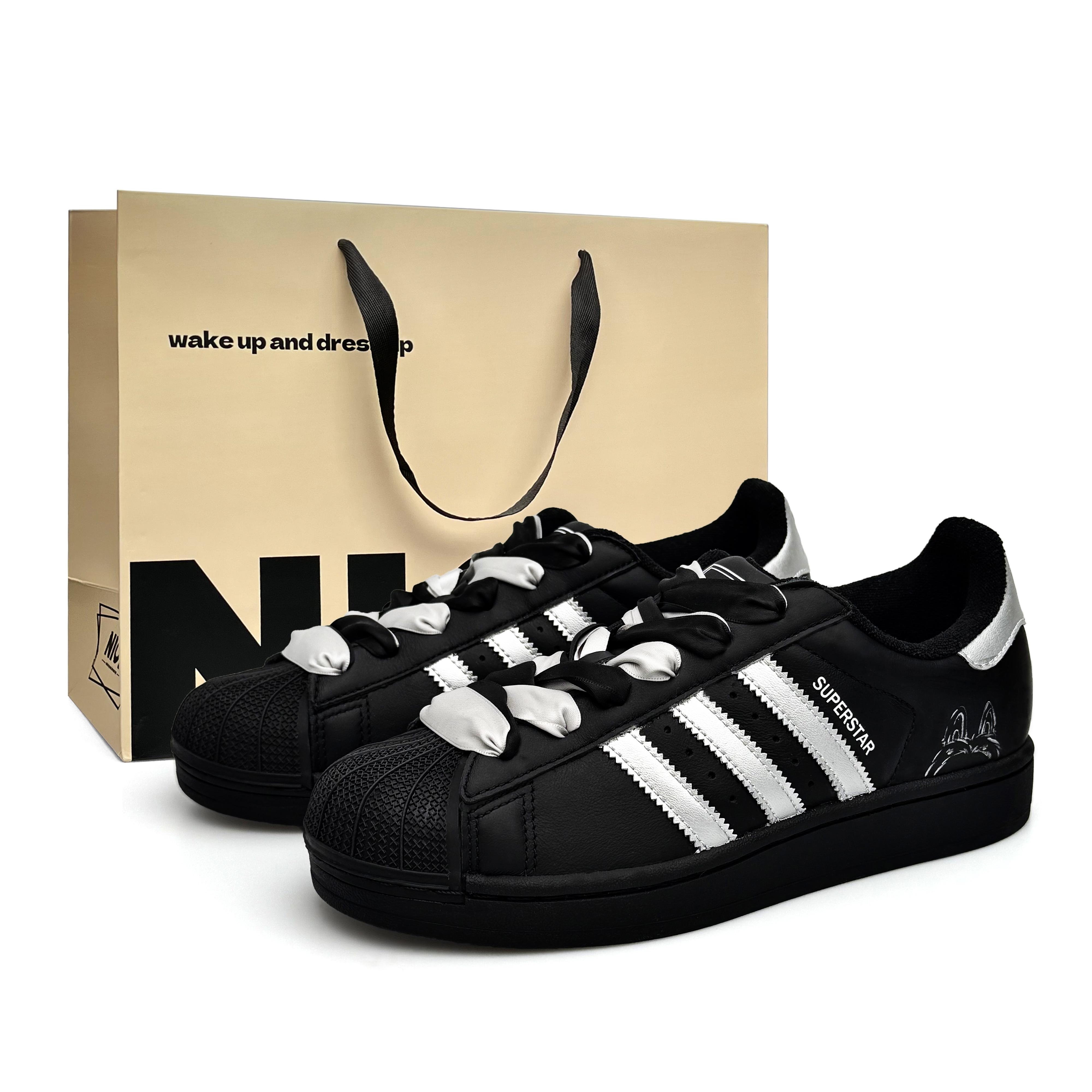 

Adidas Originals Superstar 2 White Silver Cute Pet Design, Special Shopping Bag Leather Abrasion Resistant Low top JI0079(Team920-BOX) 40