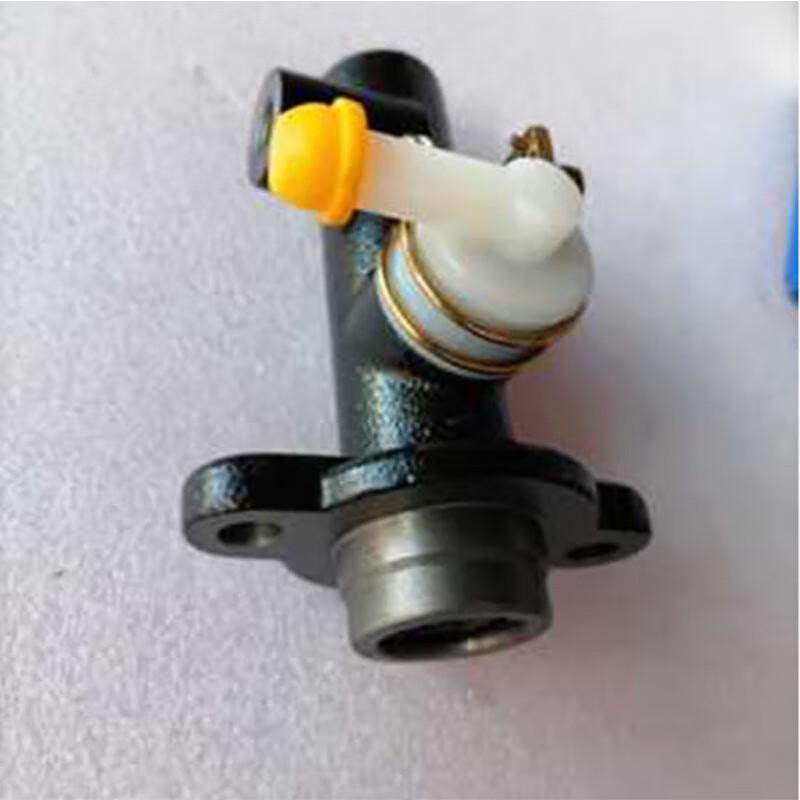 Hongsenlin Clutch Master Cylinder for Yuejin Chaoyue C300 Iveco