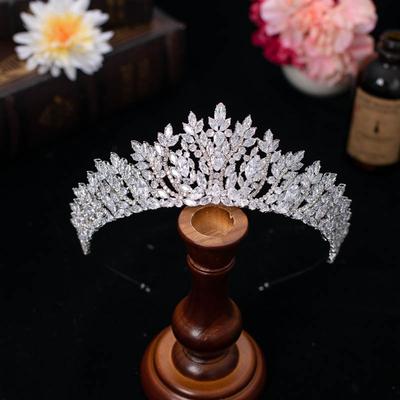 New European and American Zircon Bridal Crown Headpiece Metal Electroplating Korean Style Diamond Crown Wedding Hair Accessories