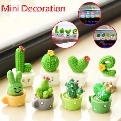 4Pcs/Set Mini Resin Simulation Cactus Miniatures Cactus Flower Pot Plants Desktop Ornament Accessories Home Decor Micro Garden