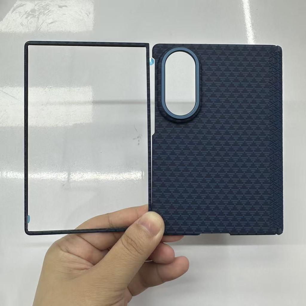 High Quality Business Carbon Fiber Pattern PC Magsafe Case for Samsung Galaxy Z Fold 8 Wide Slim Hinge Full-Protection Cover