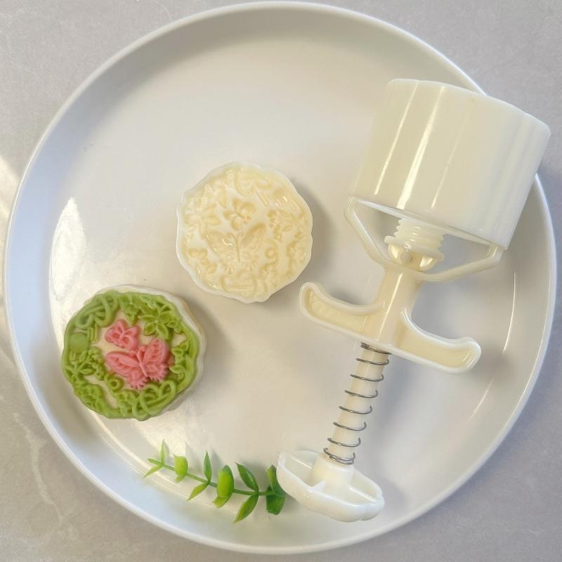 Traditional Mooncakes Maker Practical Mooncakes Molds 75g Practical Treat Baking Stamp for Family Baking Fun