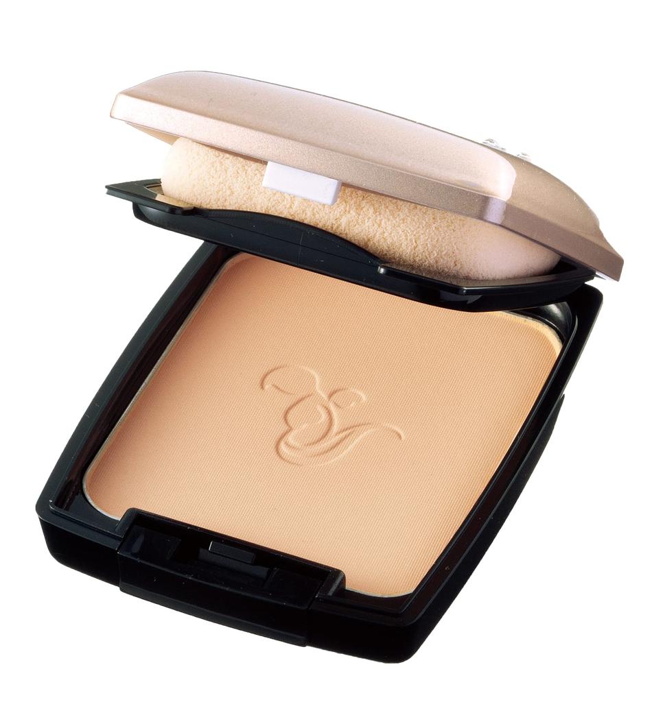 Vernal Silky Rich Foundation 12g (Ocher)