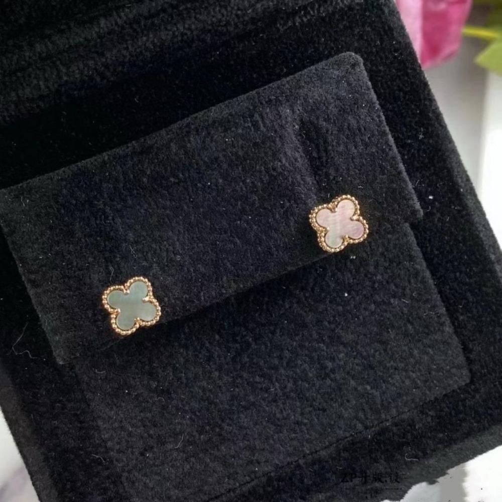 9mm Four-leaf Clover Mini Earrings Red Black Agate White Shell New Arrival Ladies Earrings