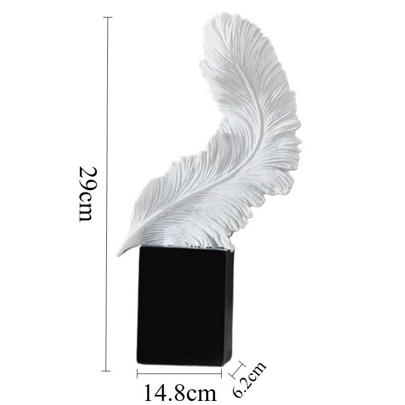 

Modern Ornaments Luxury Interior Figurines Creative Desk Sculptures Aesthetic Living Room Decoration Bedroom Table Accessories белый