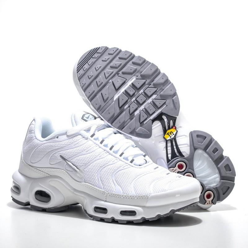 Unisex Low-Top Running Sneakers With Air Cushion Sole Breathable Mesh Lining Comfortable Outdoor Sport Shoes