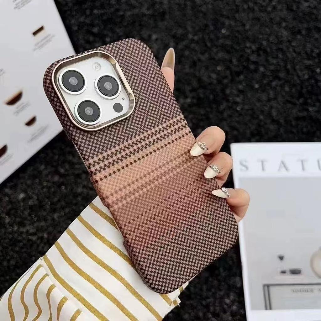 Applicable To iPhone17promax Sunset Moonrise Kevlar Magnetic Mobile Phone Case Apple 16 Half Pack PC Case