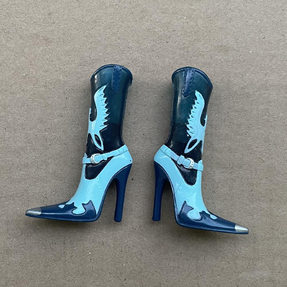 Original Gelenkige Bewegliche Körper Schuhe High Heels Bunte Schuhe Jungen Mädchen Sexy Großer Monat Puppenköpfe DIY Zubehör