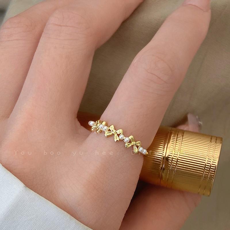 French Retro Niche Design Camellia Index Finger Flower Ring Women'S Light Luxury Exquisite High Temperament Fashion Personality