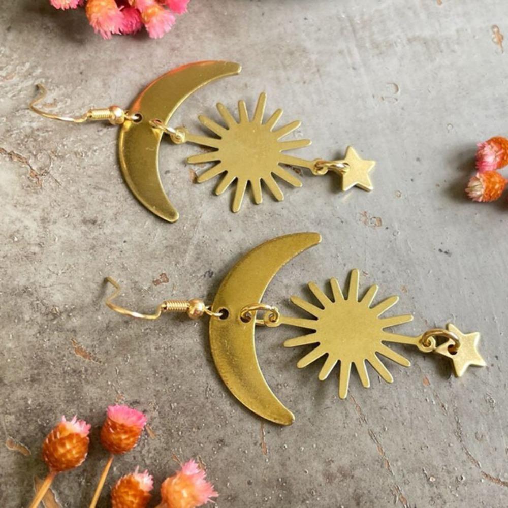 New Mysterious Ethereal Gold Color Sun Crescent Moon Stars Celestial Dangle Earrings for Woman Bohemia Ethnic Style Jewelry Gift