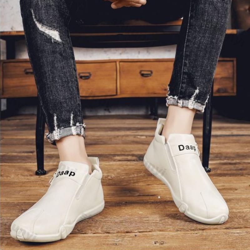 Scarpe Casuali da Uomo Autunnali 2026 Nuova Tendenza Outdoor Antiscivolo Scarpe da Lavoro Moda Zip Laterale Comode Resistenti all'Usura Scarpe in Pelle