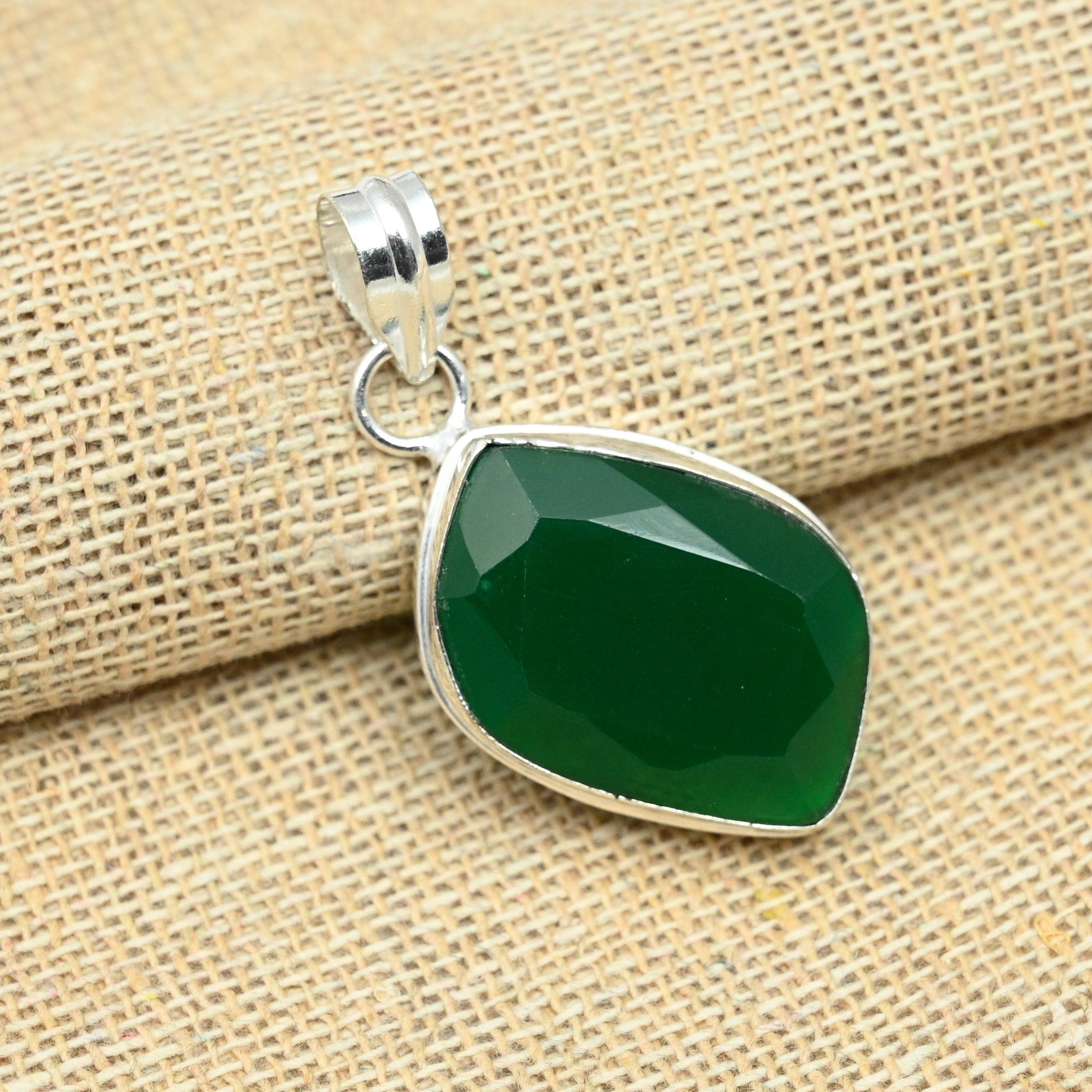 

Ювелирные изделия из стерлингового серебра 925 пробы с зеленым ониксом ручной работы, прекрасный кулон с драгоценным камнем 1.77 Inches зелёный