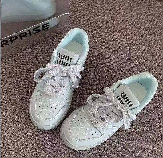 

Дофаминовые нишевые туфли-хлеб женские на платформе новые летние универсальные женские туфли повседневные туфли для скейтборда 40