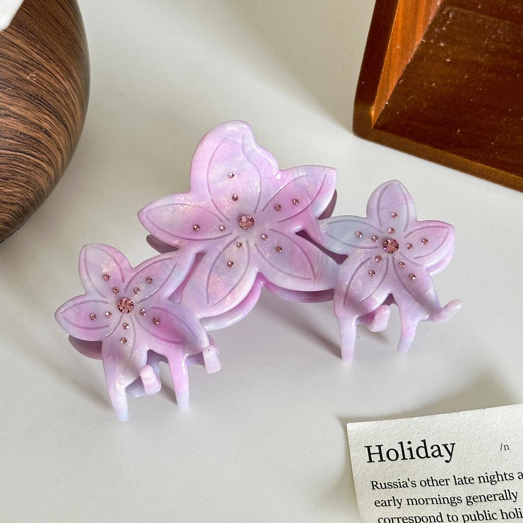 Elegant Floral Design Large Acetate Hair Claw Clip With Sparkling Rhinestones