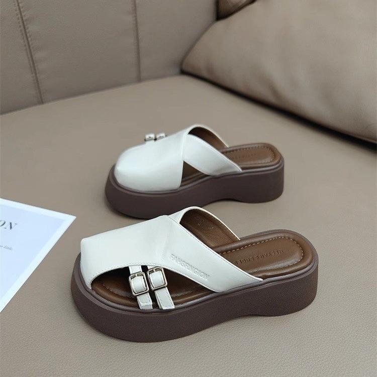 Beautiful baotou half slippers summer wear 22 new temperament thick-bottomed beach Roman cool slippers