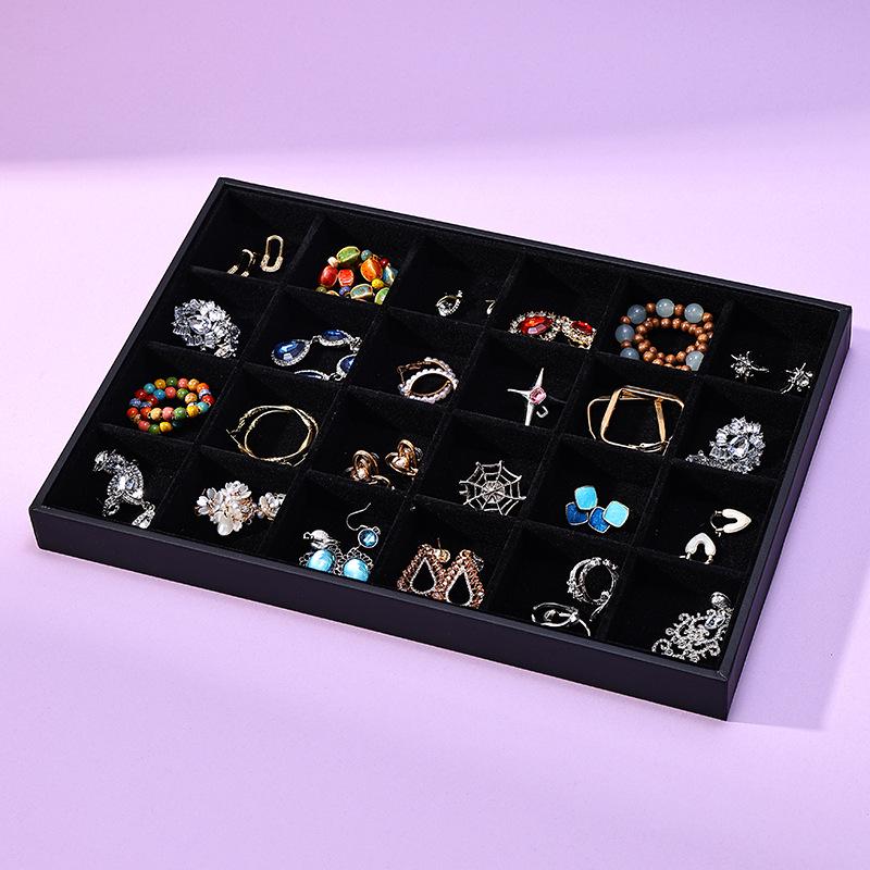 Elegant Jewelry Display Stand: Necklace, Bracelet, and Earring Storage Tray
