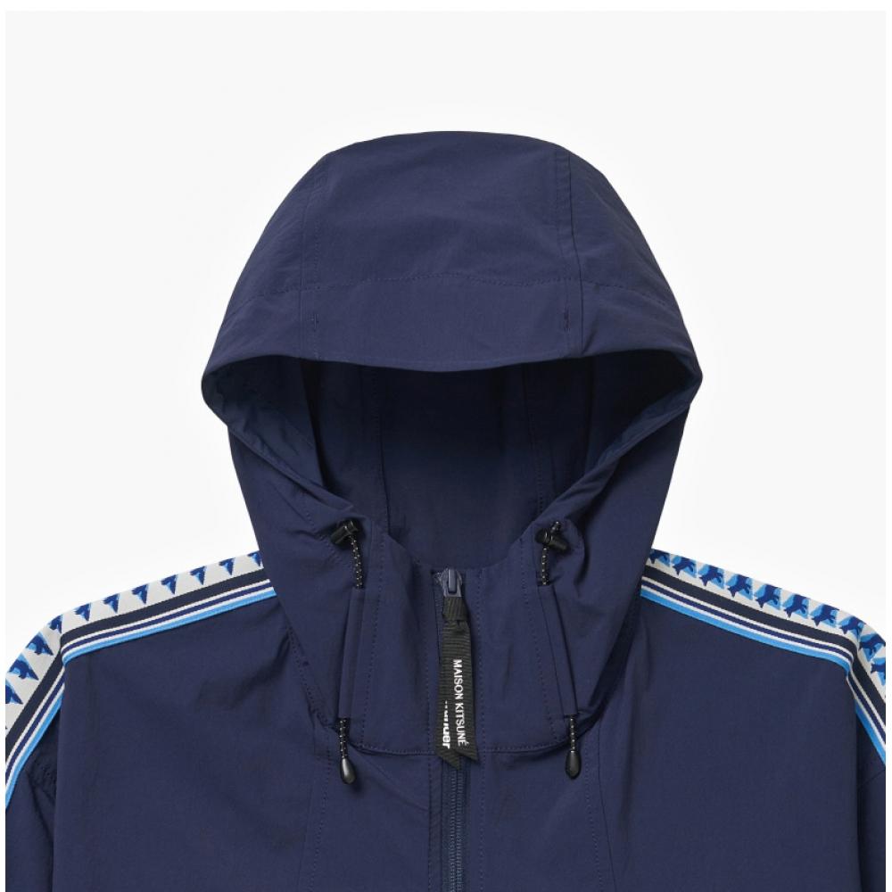 Maison Kitsune 5743281904 120 Maison Kitsune X   Wonder foX Logo Patch Track Hooded Public Jacket