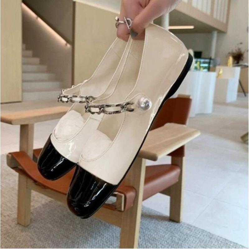 Fashion New Women Flat Shoes with Rhinestone Pearl Buckles Fashionable Mary Jane Versatile and Comfortable Shoes for Women Flat Shoes