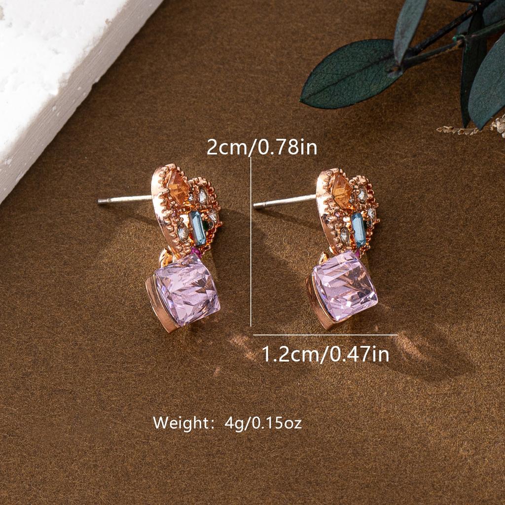 Modne kolczyki wiszące dla damskiej biżuterii