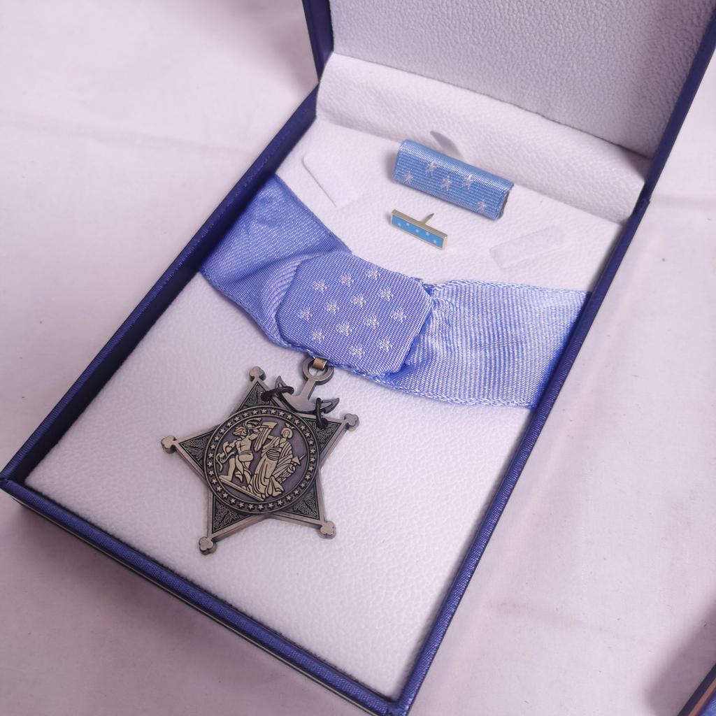 United States Badge Sea Medal Land Medal of Honor Air Three