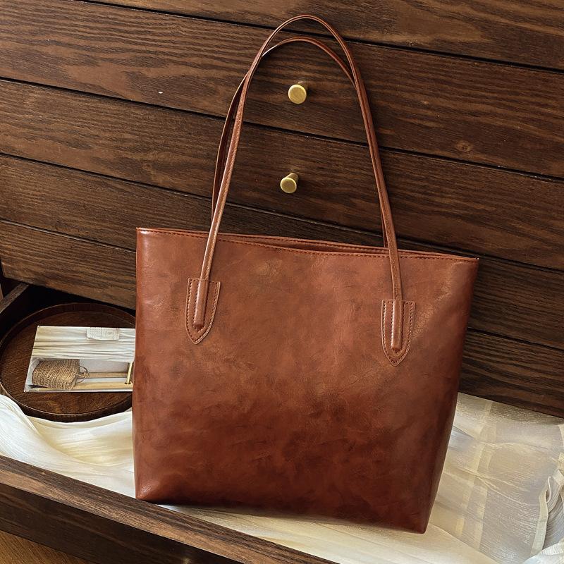 High end Large Capacity Bag for Women In Autumn and Winter New Fashion Commuting Tote Bag for Women Retro Versatile Shoulder Bag