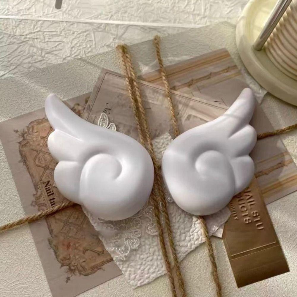 Lovely Angel Wings Hole Shoe Charms Decorations Creative Cartoon Girl Gift Shoes Buckle DIY 3D Hole Shoe Accessories