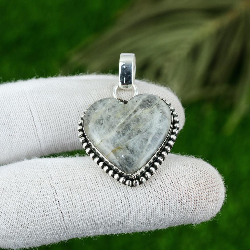 Natural Aquamarine Gemstone Pendant Handmade 925 Sterling Silver Indian Jewelry