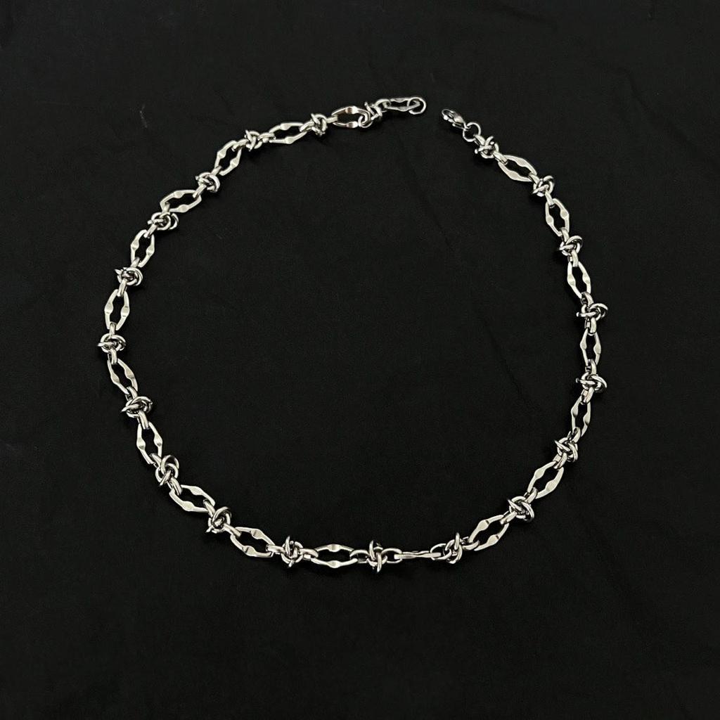 Titanium Steel Knotted Necklace - Men's Trendy Streetwear Clavicle Chain 