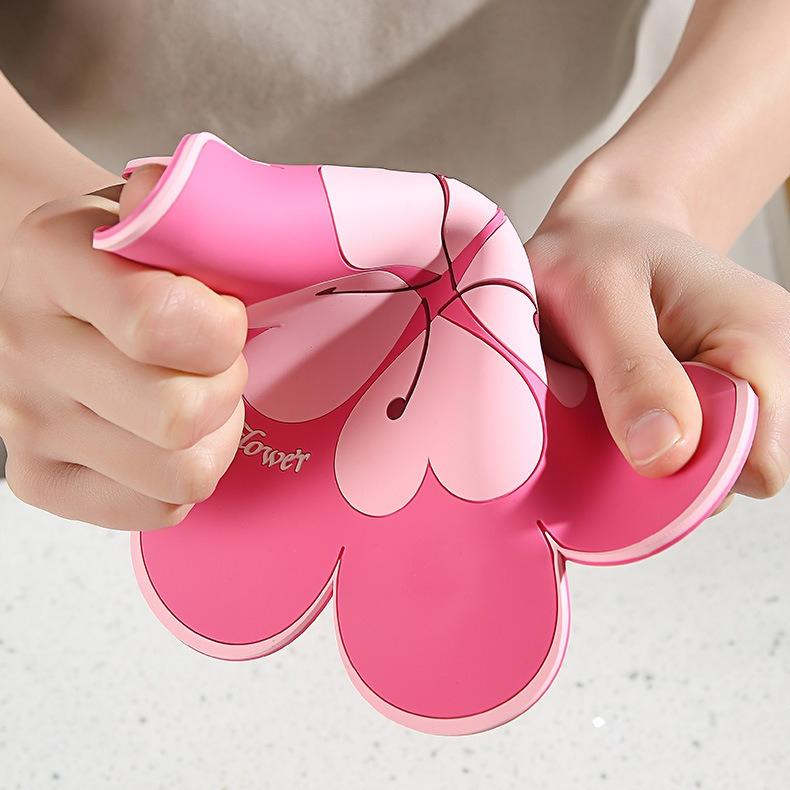 Creative Flower Insulation Pads Thick Anti Slip Wear-resistant Placemat Anti Scalding Household Mats Adsorption Wall Decoration