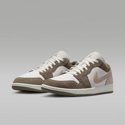 Men's Sneakers Nike Jordan 1 Low Olive Grey Enigma Stone Olive Grey/Summit White/Pale Ivory/Enigma Stone