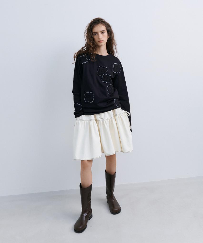 Epinggeulleo Cusion Aplique Top - Black