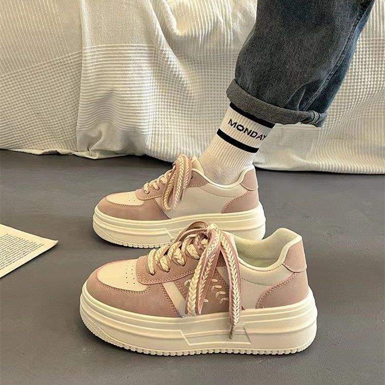 

Платформенные белые туфли женские весенне-осенние универсальные ins трендовые кеды 2025 новые нишевые увеличивающие рост повседневные спортивные туфли 40