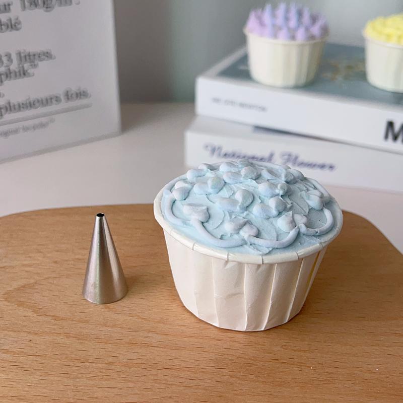 1A 12mm Heart-Shaped Writing Piping Tip for Cream Puffs and Cakes, 304 Stainless Steel