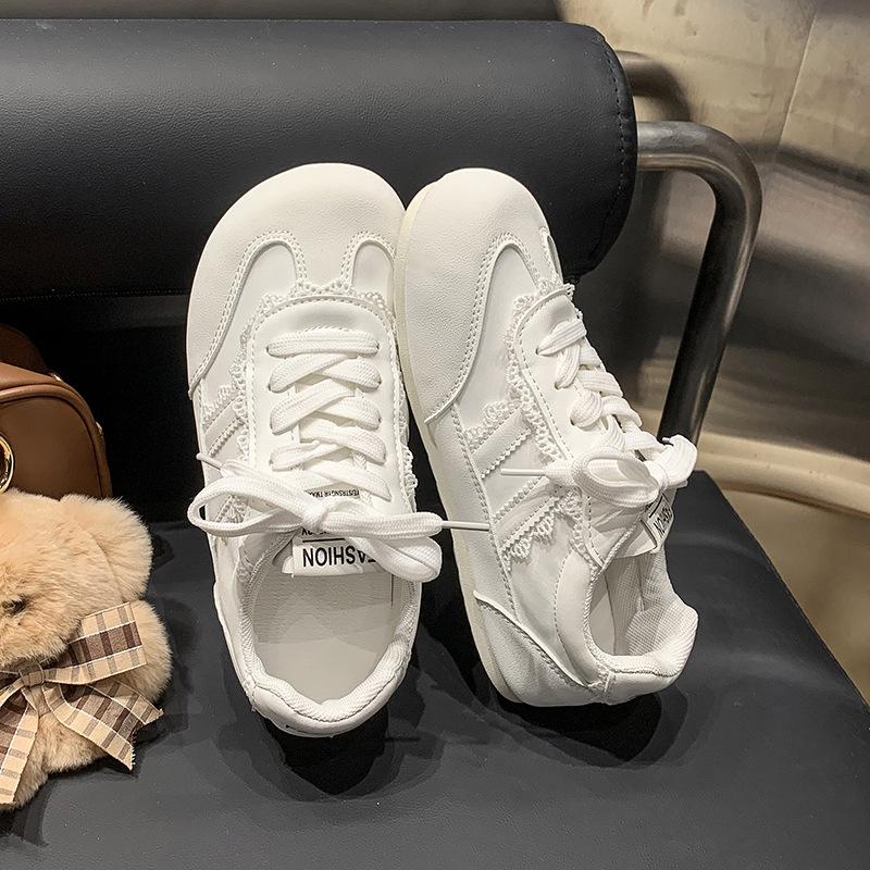 

Ballet puff little white shoes women s summer thin breathable 2025 new niche skirt chic versatile German training board shoes 40