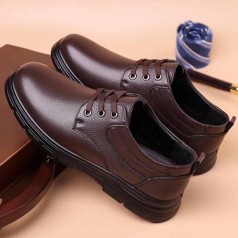 Fashion Spring Autumn Men's Dress Shoes Fashion Casual Soft-soled Leather Driving Shoes Man British New Designer Non-slip Loafers Male