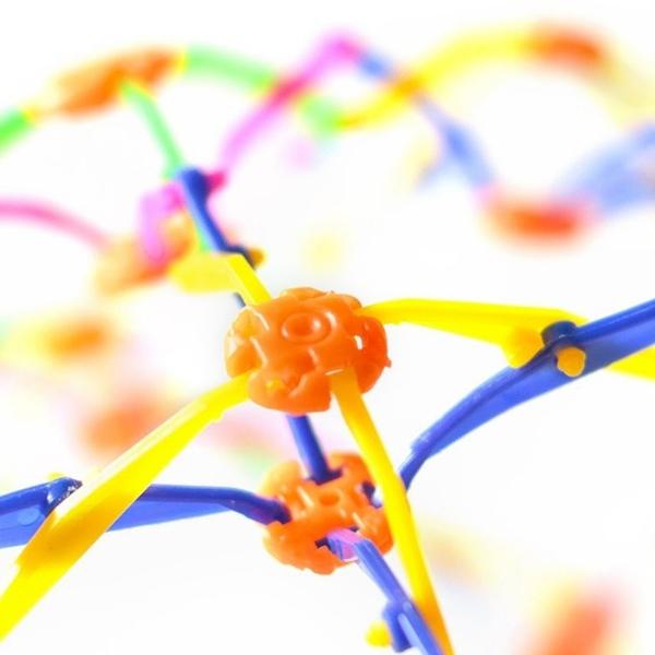 Palla espandibile in mille pezzi